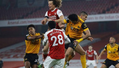  曼联新援破门救主，滕哈格暂缓下课危机  