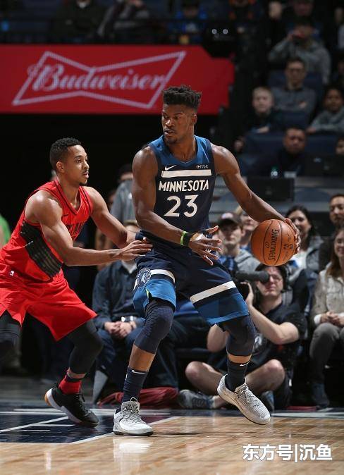  唐斯内外开花森林狼大胜活塞队