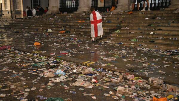  国际米兰防线告急，什克里尼亚尔伤退埋下失利隐患